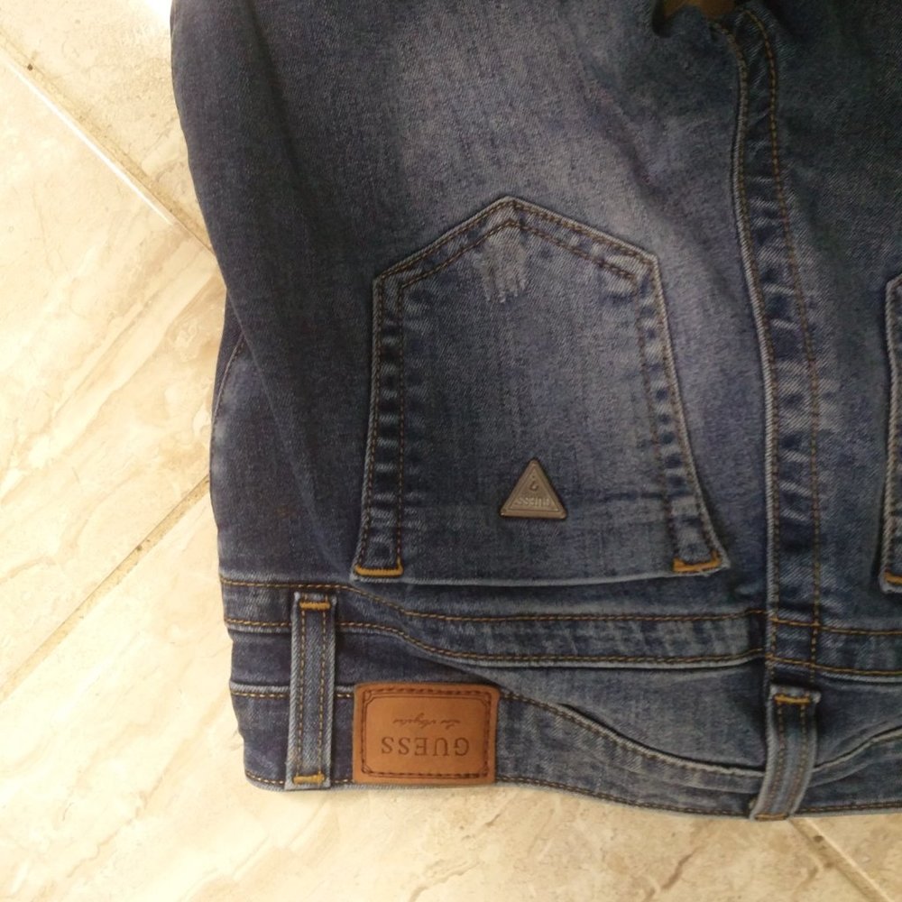Jeans - Picture 3 of 3